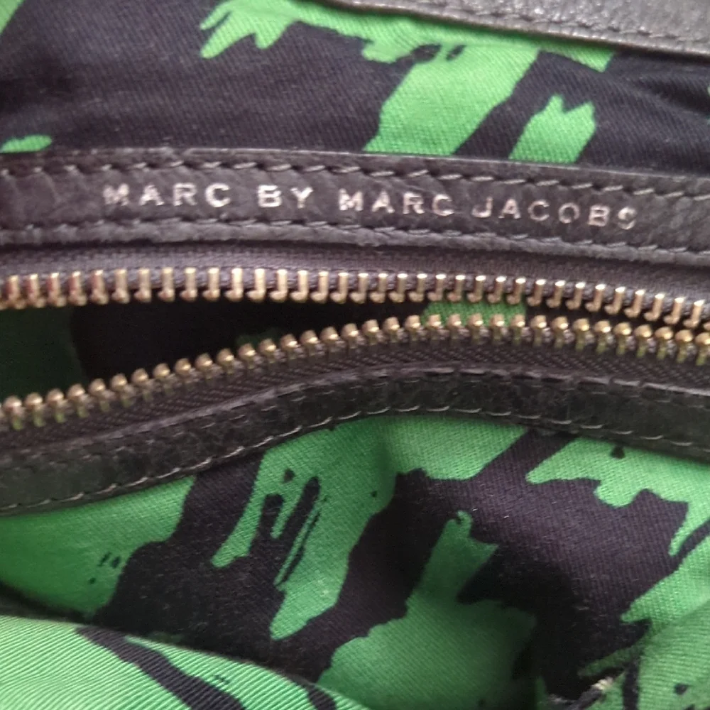 Marc Jacobs Black Tote Bag - Picture 7 of 11
